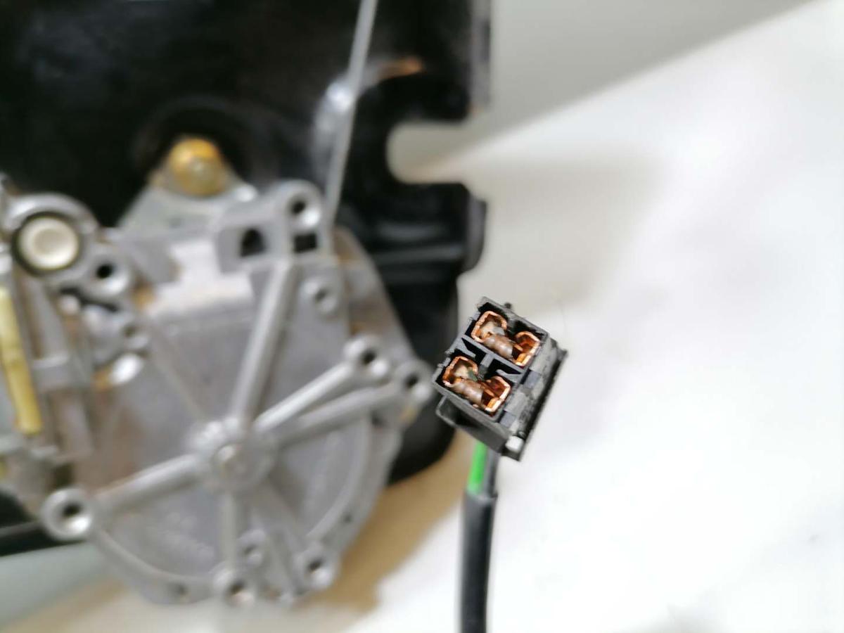 Audi 80 Cabriolet orginal Fensterheber hinten rechts mit Scheibe Bj.1991 Audi 80 Cabriolet orginal Fensterheber hinten rechts mit Scheibe Bj.1991